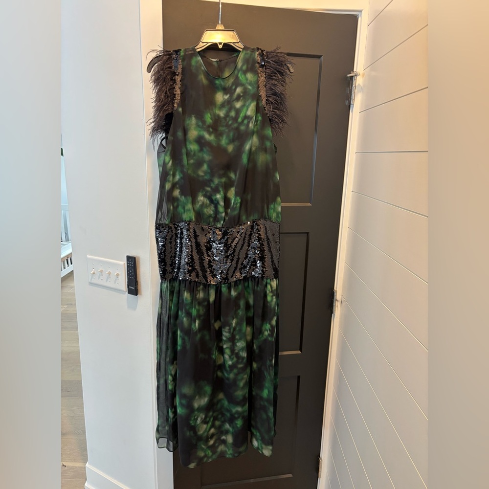 Zara Limited Combination Printed Maxi Dress Green Feather Sequin Evening Med NWT - Picture 8 of 17